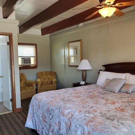 Golden Gate Lodging Plattsburgh Extérieur photo