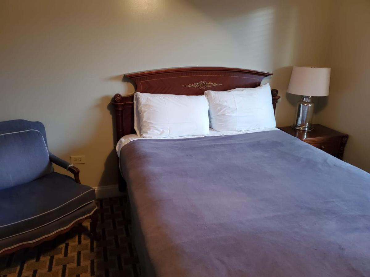 Golden Gate Lodging Plattsburgh Extérieur photo
