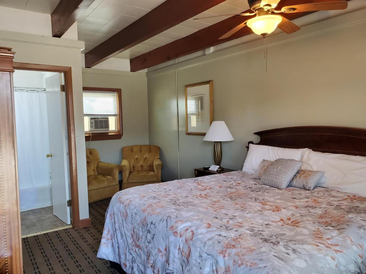Golden Gate Lodging Plattsburgh Extérieur photo