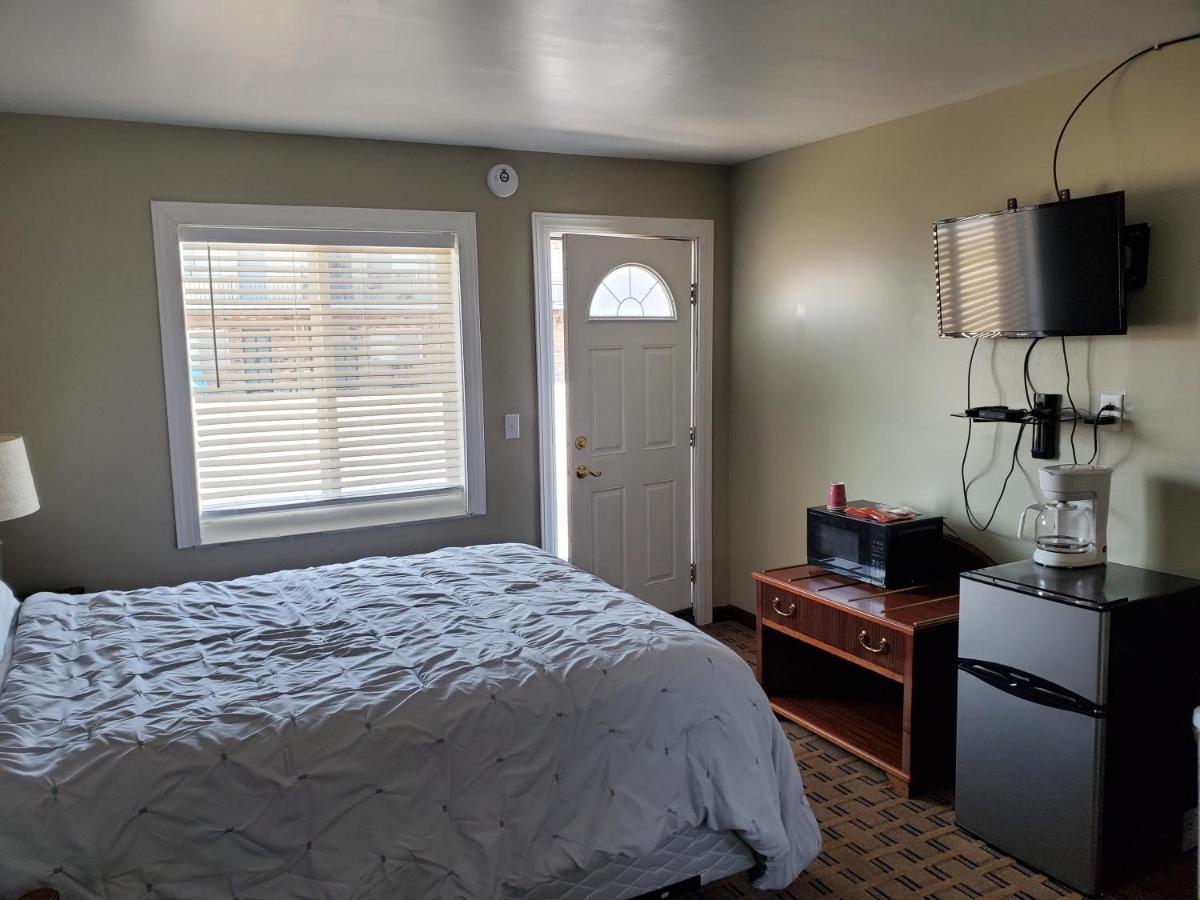 Golden Gate Lodging Plattsburgh Extérieur photo