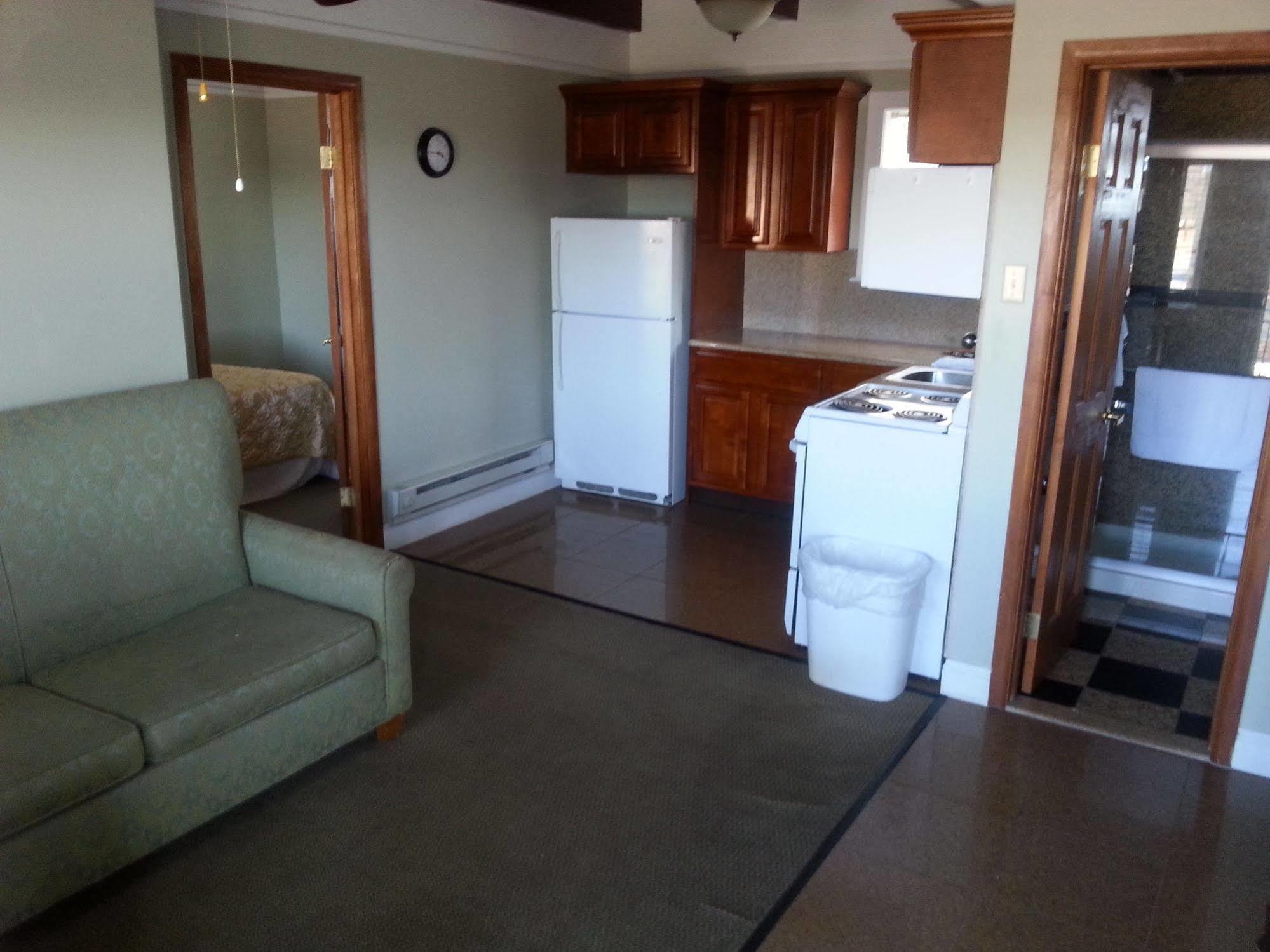 Golden Gate Lodging Plattsburgh Extérieur photo